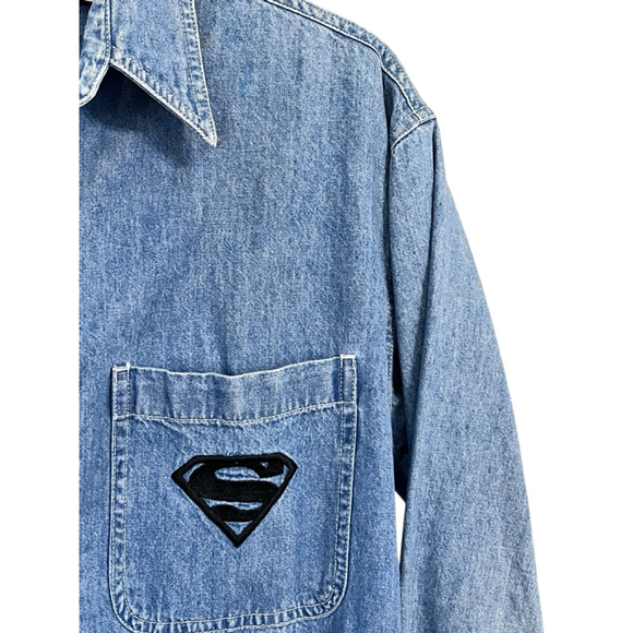 Superman Vintage 1995 Warner Bros Embroidered Button Down Denim Shirt Size XS - Picture 4 of 6